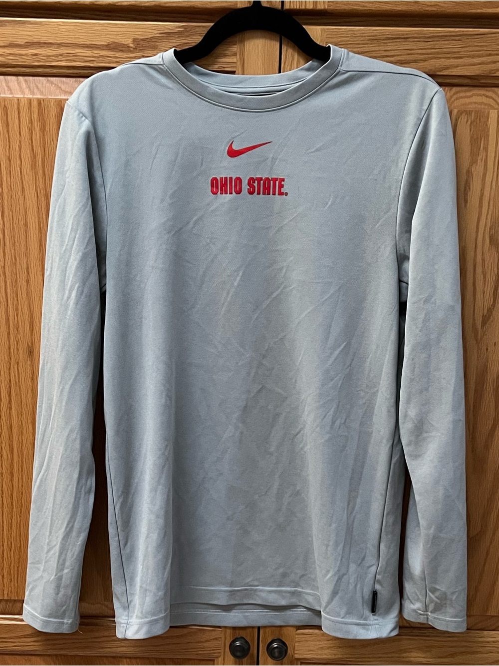 Nike Light Gray Long-Sleeve Ohio State Performance Tee with Red Logo, GUC,Size S